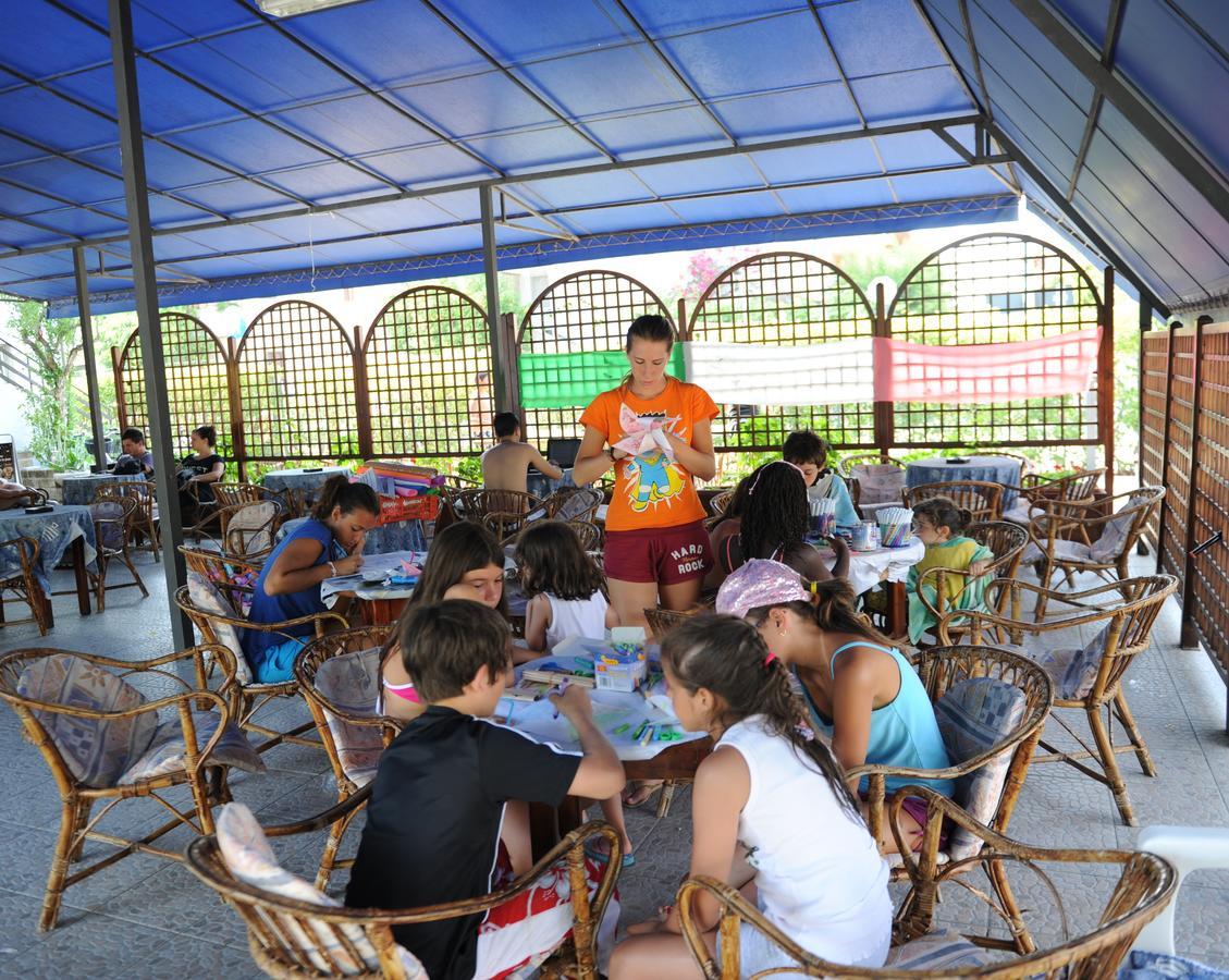 Camping & Village Eucaliptus อัลบา อาดริอาติกา ภายนอก รูปภาพ